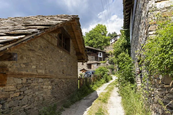 Kovachevitsa Bulgarie Juin 2020 Village Kovachevitsa Avec Des Maisons Authentiques — Photo