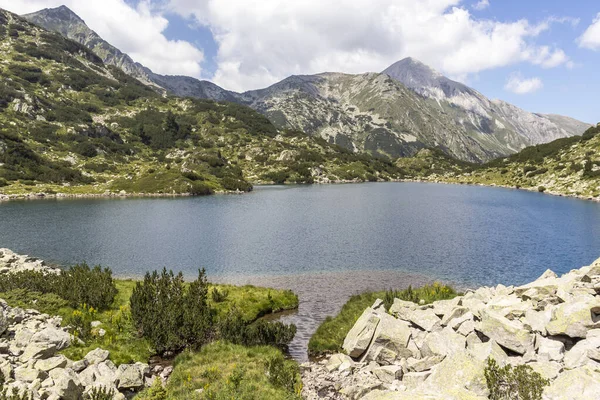 Erstaunliche Landschaft Des Banderitsa Sees Pirin Gebirge Bulgarien — Stockfoto