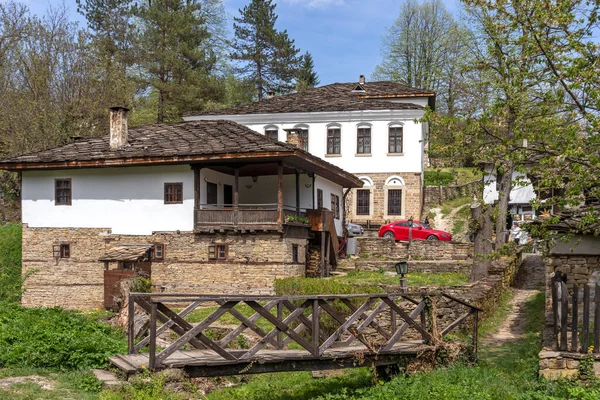 Strada Tipica Vecchie Case Villaggio Storico Bozhentsi Regione Gabrovo Bulgaria — Foto Stock