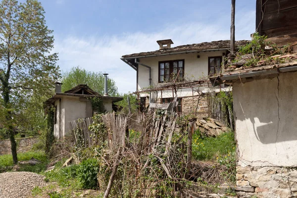 Rua Típica Casas Antigas Aldeia Histórica Bozhentsi Região Gabrovo Bulgária — Fotografia de Stock