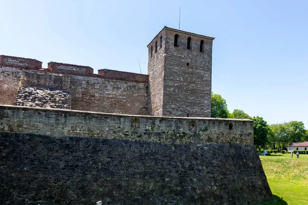 Bulgaristan 'ın Vidin kentindeki Tuna Nehri kıyısındaki Ortaçağ Baba Vida Kalesi