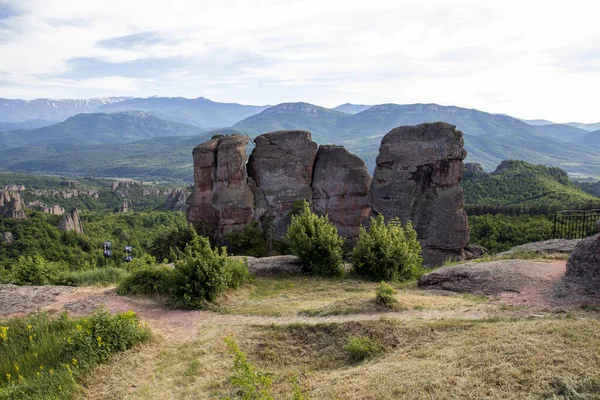 ブルガリア ヴィディン地方のBelogradchik岩の素晴らしい景色 — ストック写真