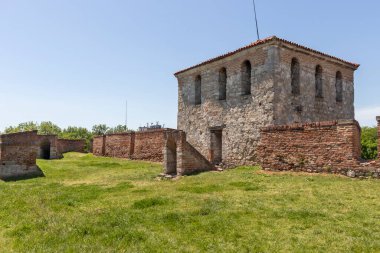 Bulgaristan 'ın Vidin kentindeki Tuna Nehri kıyısındaki Ortaçağ Baba Vida Kalesi