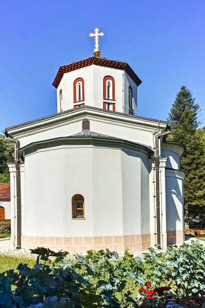 Sırbistan Belgrad Kenti Yakınlarındaki Ortaçağ Rakovica Manastırı — Stok fotoğraf