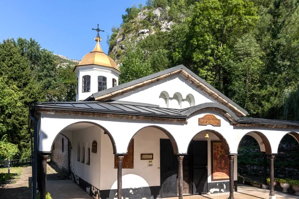 保加利亚弗拉特萨地区中世纪的Cherepish修道院 — 图库照片
