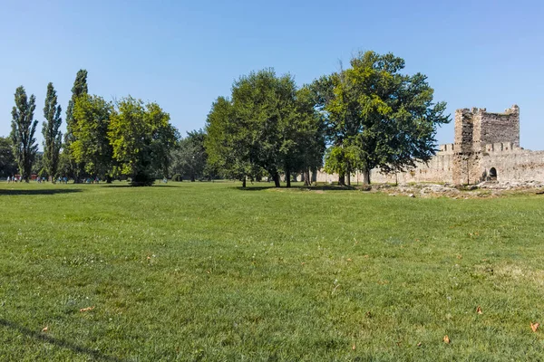 Smederevo Serbia Sierpień 2019 Ruiny Twierdzy Smederevo Wybrzeżu Dunaju Miejscowości — Zdjęcie stockowe