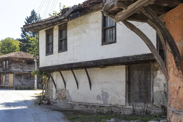 Svezhen Bulgarie Septembre 2020 Village Svezhen Avec Des Maisons Authentiques — Photo