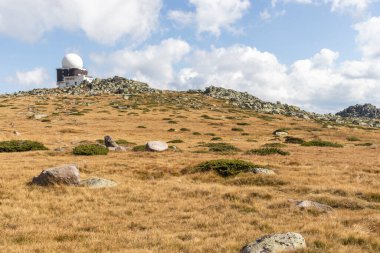 İnanılmaz Sonbahar Manzarası Vitosha Dağı, Sofya Şehir Bölgesi, Bulgaristan