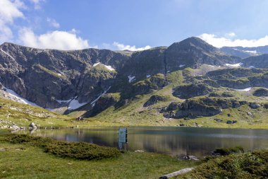 Yedi Rila Gölünün yaz manzarası, Rila Dağı, Bulgaristan