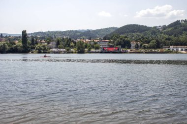 Pancharevo Gölü yaz manzarası, Sofya şehir bölgesi, Bulgaristan