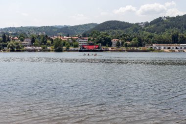 Pancharevo Gölü yaz manzarası, Sofya şehir bölgesi, Bulgaristan
