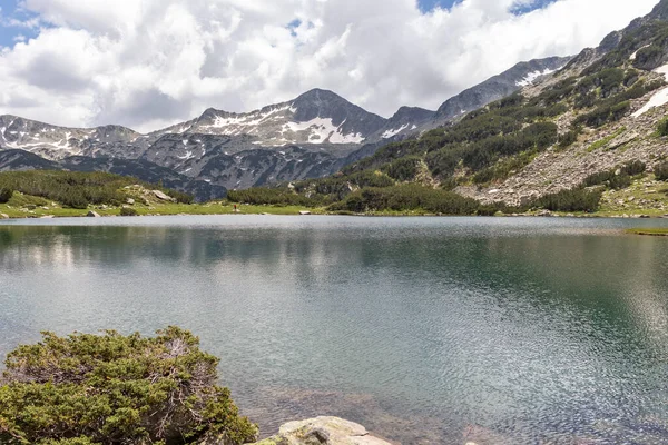Hämmästyttävä Maisema Muratovo Hvoynato Järven Pirin Mountain Bulgaria — kuvapankkivalokuva