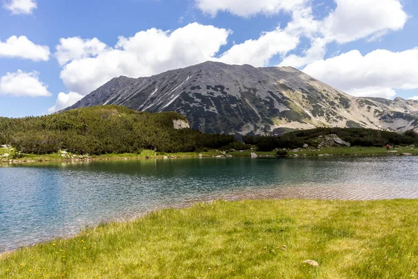 Erstaunliche Landschaft Des Muratovo Sees Hvoynato Pirin Gebirge Bulgarien — Stockfoto