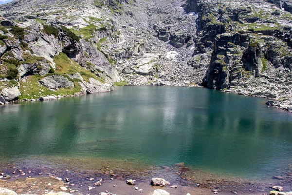 Fantastiska Landskap Den Skrämmande Sjön Och Kupens Toppar Rilabergen Bulgarien — Stockfoto