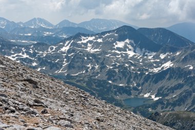 Güney Pirin Dağı, Vihren tepe görünümünden manzarasına güzel yaz