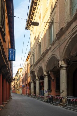 BOLOGNA, İtalya - 07 Aralık 2024: Bologna 'nın Eski Kasabası Panorama, Emilia-Romagna Bölgesi, İtalya