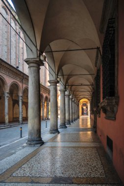 BOLOGNA, İtalya - 07 Aralık 2024: Bologna 'nın Eski Kasabası Panorama, Emilia-Romagna Bölgesi, İtalya