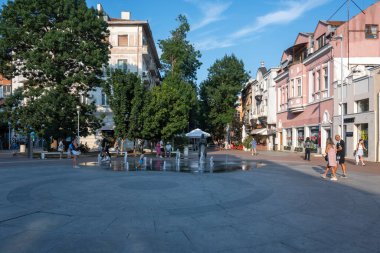 VARNA, BULGARIA - 17 Temmuz 2025: Bulgaristan 'ın Varna kentinin Yaz Panoraması
