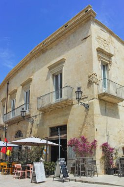 LECCE, İtalya - 12 Mayıs 2024: İtalya 'nın Apulia Bölgesi' ndeki Eski Lecce kasabasının muhteşem manzarası