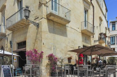 LECCE, İtalya - 12 Mayıs 2024: İtalya 'nın Apulia Bölgesi' ndeki Eski Lecce kasabasının muhteşem manzarası
