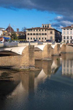 FLORENCE, İTALYA - 05 Aralık 2024: Floransa, Toskana Bölgesi, İtalya 'nın Eski Kenti Panorama