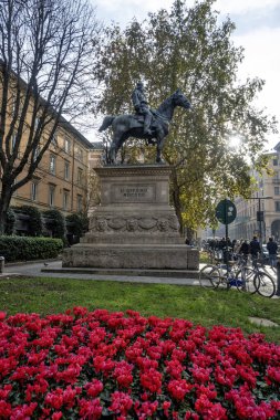 BOLOGNA, İtalya - 07 Aralık 2024: Bologna 'nın Eski Kasabası Panorama, Emilia-Romagna Bölgesi, İtalya