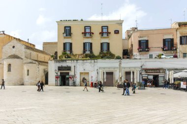 BARI, İtalya - 16 Mayıs 2024: Bari, Apulia Bölgesi, İtalya 'nın Eski Kasabası' nın inanılmaz manzarası