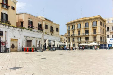 BARI, İtalya - 16 Mayıs 2024: Bari, Apulia Bölgesi, İtalya 'nın Eski Kasabası' nın inanılmaz manzarası