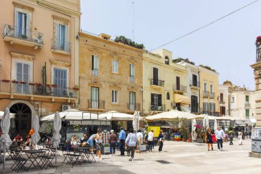 BARI, İtalya - 16 Mayıs 2024: Bari, Apulia Bölgesi, İtalya 'nın Eski Kasabası' nın inanılmaz manzarası