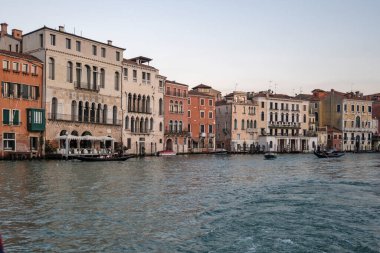 VENICE, İtalya - 05 Aralık 2024: Venedik, Veneto Bölgesi, İtalya 'nın Eski Kenti Panorama