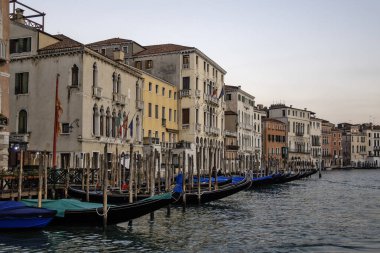 VENICE, İtalya - 05 Aralık 2024: Venedik, Veneto Bölgesi, İtalya 'nın Eski Kenti Panorama