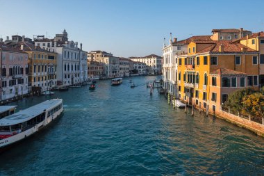 VENICE, İtalya - 05 Aralık 2024: Venedik, Veneto Bölgesi, İtalya 'nın Eski Kenti Panorama