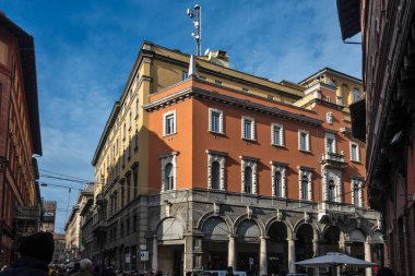 BOLOGNA, İtalya - 07 Aralık 2024: Bologna 'nın Eski Kasabası Panorama, Emilia-Romagna Bölgesi, İtalya