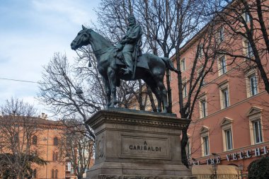 BOLOGNA, İtalya - 07 Aralık 2024: Bologna 'nın Eski Kasabası Panorama, Emilia-Romagna Bölgesi, İtalya