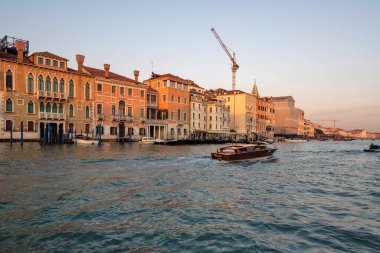 VENICE, İtalya - 05 Aralık 2024: Venedik, Veneto Bölgesi, İtalya 'nın Eski Kenti Panorama