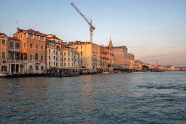 VENICE, İtalya - 05 Aralık 2024: Venedik, Veneto Bölgesi, İtalya 'nın Eski Kenti Panorama