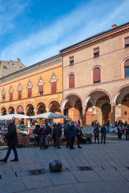 BOLOGNA, İtalya - 07 Aralık 2024: Bologna 'nın Eski Kasabası Panorama, Emilia-Romagna Bölgesi, İtalya