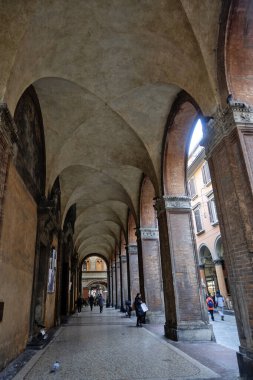 BOLOGNA, İtalya - 07 Aralık 2024: Bologna 'nın Eski Kasabası Panorama, Emilia-Romagna Bölgesi, İtalya