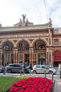 BOLOGNA, İtalya - 07 Aralık 2024: Bologna 'nın Eski Kasabası Panorama, Emilia-Romagna Bölgesi, İtalya