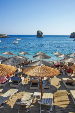 PARGA, GREECE - 5 AĞUSTOS 2024: Parga, Epirus, Yunanistan 'ın şaşırtıcı yaz manzarası