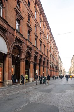 BOLOGNA, İtalya - 07 Aralık 2024: Bologna 'nın Eski Kasabası Panorama, Emilia-Romagna Bölgesi, İtalya