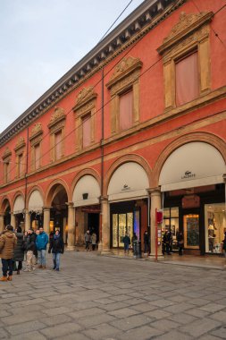BOLOGNA, İtalya - 07 Aralık 2024: Bologna 'nın Eski Kasabası Panorama, Emilia-Romagna Bölgesi, İtalya