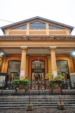 BOLOGNA, İtalya - 07 Aralık 2024: Bologna 'nın Eski Kasabası Panorama, Emilia-Romagna Bölgesi, İtalya