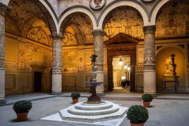 FLORENCE, İTALYA - 05 Aralık 2024: Floransa, Toskana Bölgesi, İtalya 'nın Eski Kenti Panorama