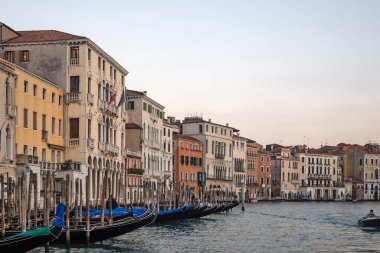 VENICE, İtalya - 05 Aralık 2024: Venedik, Veneto Bölgesi, İtalya 'nın Eski Kenti Panorama