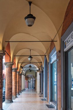 BOLOGNA, İtalya - 07 Aralık 2024: Bologna 'nın Eski Kasabası Panorama, Emilia-Romagna Bölgesi, İtalya
