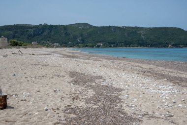 Yunanistan 'ın İyon Adaları' ndaki Agios Ioannis plajı yakınlarındaki Lefkada Panoraması