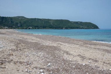 Yunanistan 'ın İyon Adaları' ndaki Agios Ioannis plajı yakınlarındaki Lefkada Panoraması