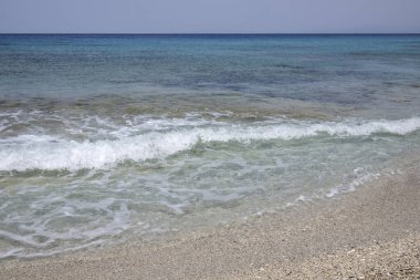 Yunanistan 'ın İyon Adaları' ndaki Agios Ioannis plajı yakınlarındaki Lefkada Panoraması
