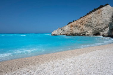 Yunanistan 'ın İyon Adaları' ndaki Porto Katsiki plajı yakınlarındaki Lefkada Sahili 'nin Muhteşem Panoraması